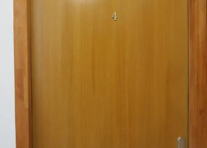 De La Vallee Des Dames